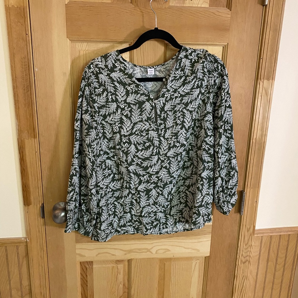 Women’s blouse